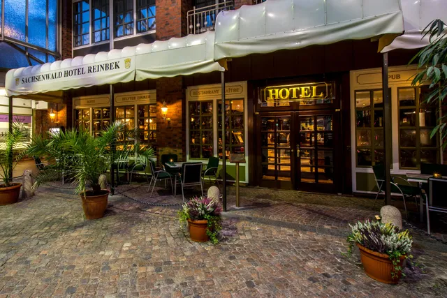 Sachsenwald Hotel Reinbek GmbH