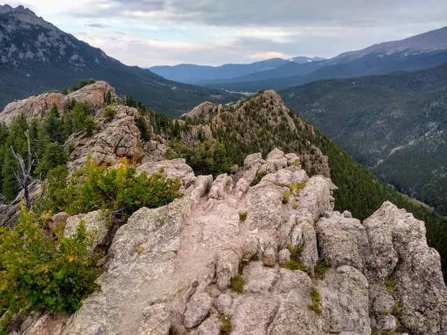 Lily Mountain Trailhead