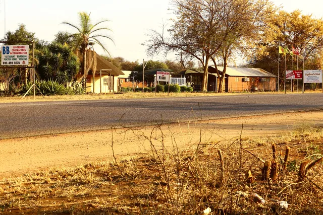 Squirrel's Nest Lodge