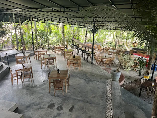 Rolling Fork Padang Padang