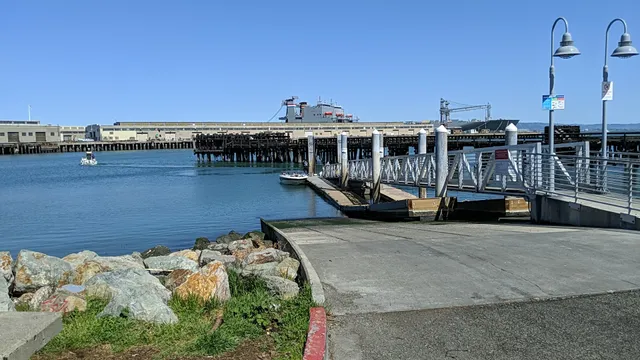 Pier 52 Boat Launch