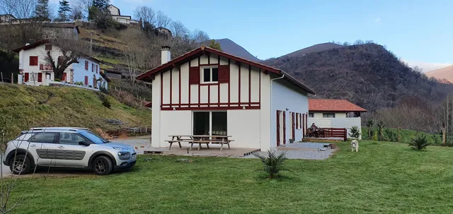 GITE ERRIBERA / CAMP BASQUE