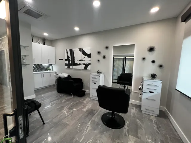 Salon Suites at Lakewood Ranch
