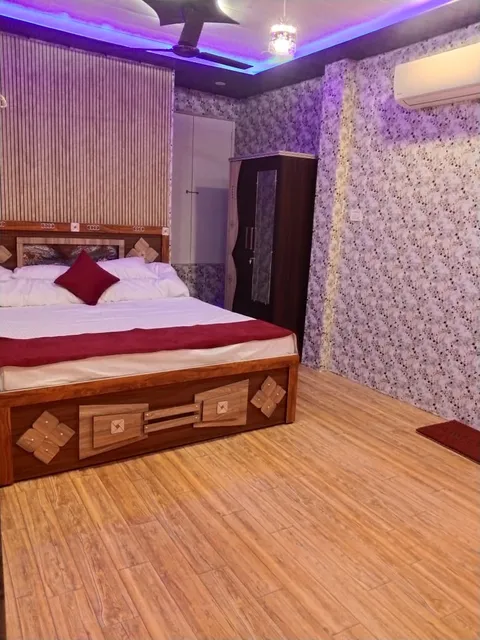 M. M. (Maha Mrityunjay) Home Stays