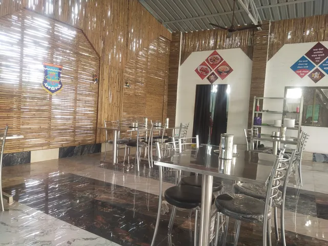 Hotel Laxmi Family Garden Restaurant