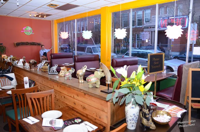 Sunee Thai and Lao Kitchen