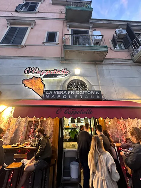 O'cuppetiello Pozzuoli, la Vera Friggitoria