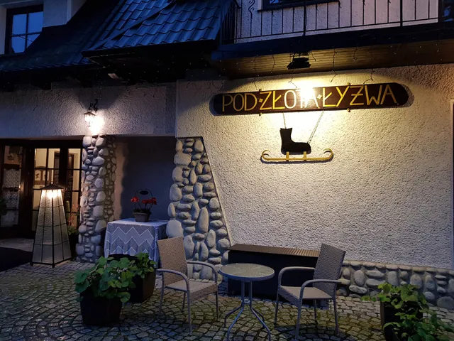 Gościniec i Herbaciarnia Pod Złotą Łyżwą