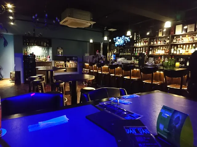 ＭＵＳＩＣＢＡＲ・ＶＡＮＶＡＮ