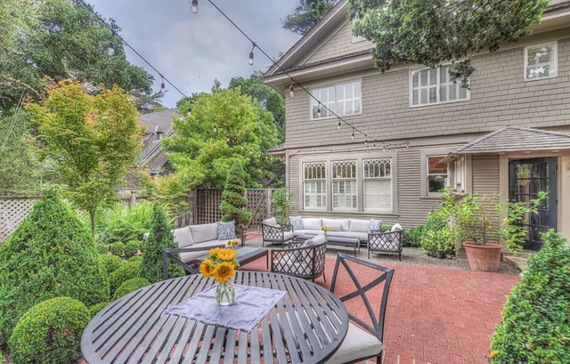 Sea View Inn - luxury vacation rental