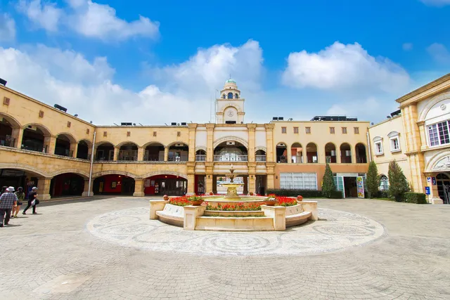 Henn na Hotel Laguna Ten Bosch