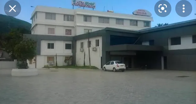 The Elegance Hotel (Hilda)