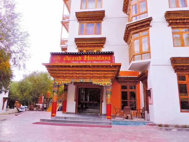 OYO 14402 Himalayan Villa