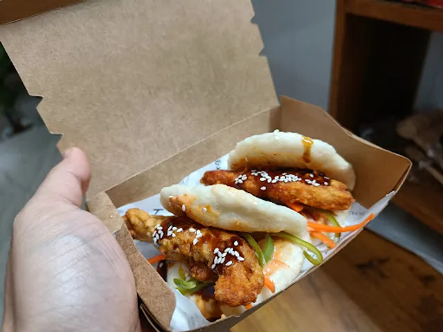 Star Hive Foods - Cafe and Eatery