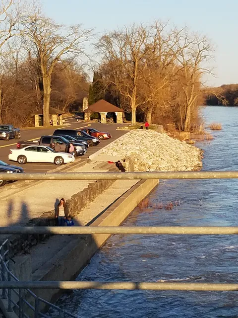 Independence Dam State Park Campground
