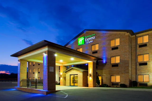 Holiday Inn Express & Suites Elkins by IHG