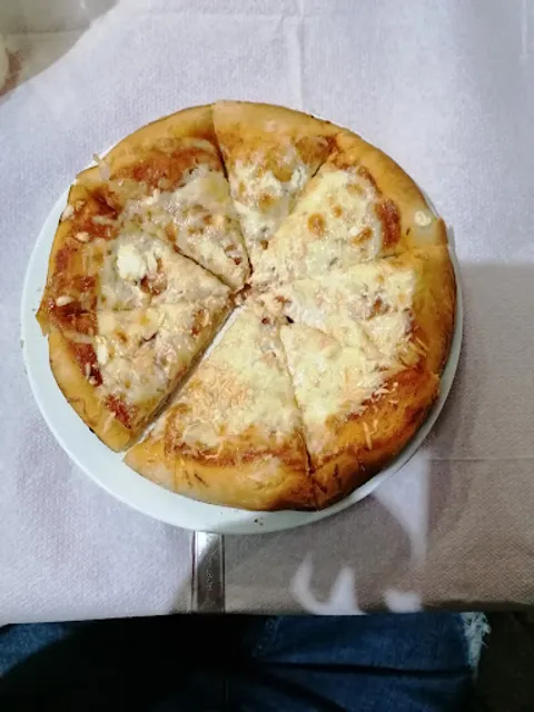 Santa Lucia Pizza