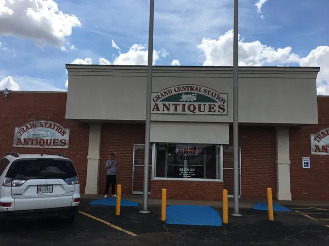 Grand Central Station Antiques