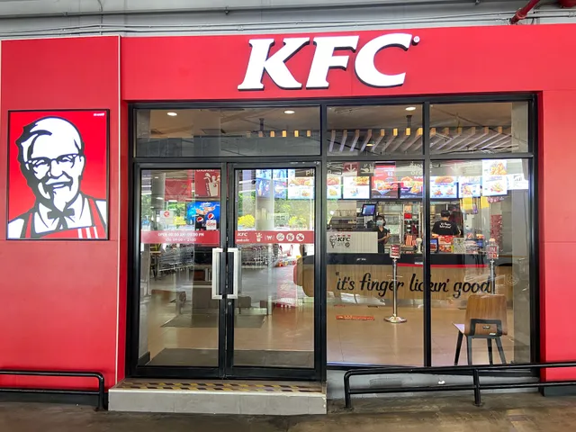 KFC Makro Sathon
