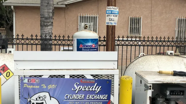 Mira Loma Market / Propane Tank Refill