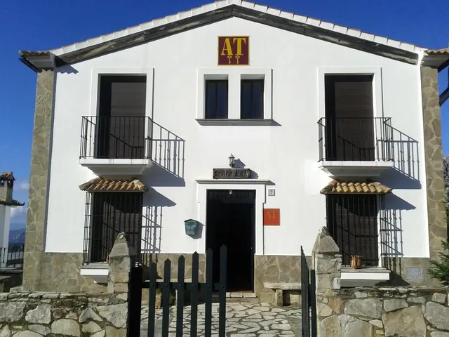 Sierra-Alta Apartamentos Rurales Sierra de Grazalema Benaocaz