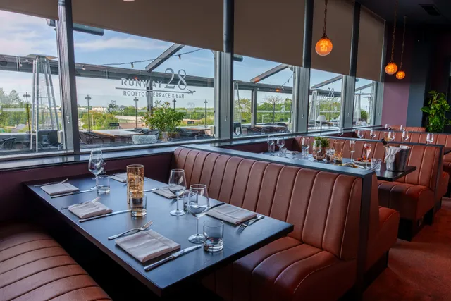 Runway 28 Rooftop Bar & Restaurant