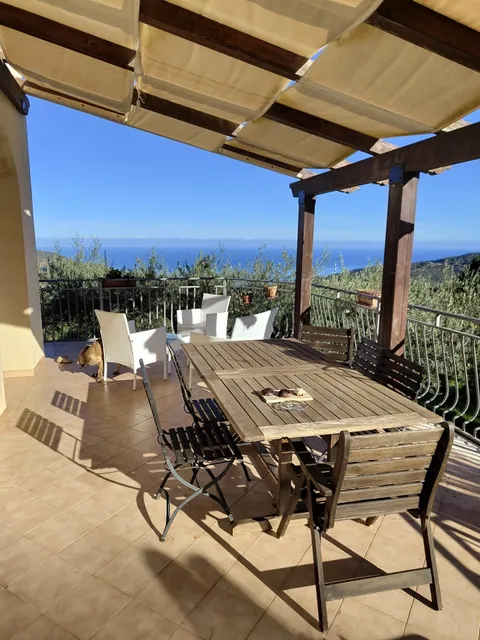 BORGO VIGNALE "LANA @nd MARY"