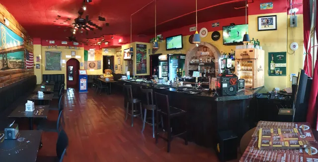 Murphy’s Bar Restaurant & Club