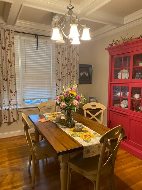 Dayspring Flowers & Gifts