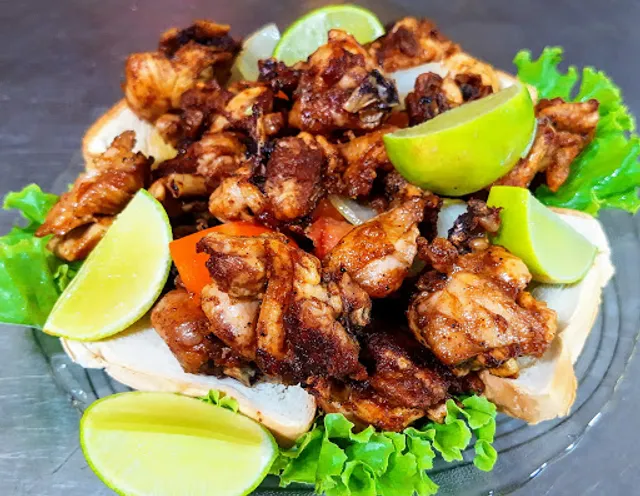 Mano's Lanches Bar e Restaurante