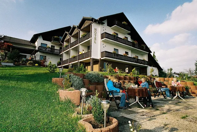 Garni Hotel Seeschlößchen