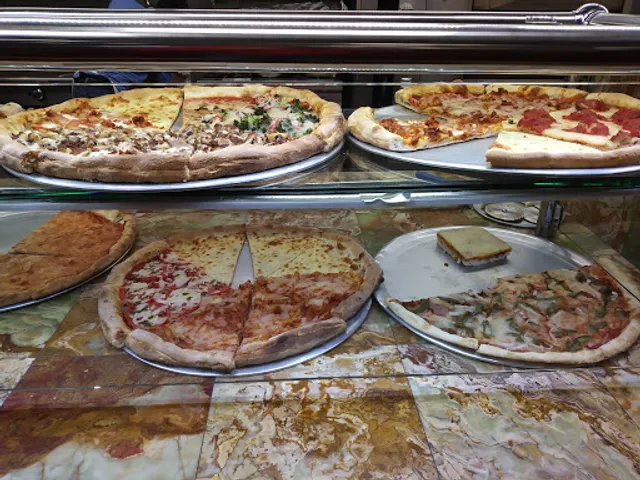 Vinnie's Pizza & Subs