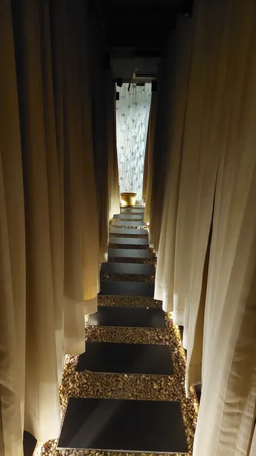 Aloha Mana Spa & Cafe