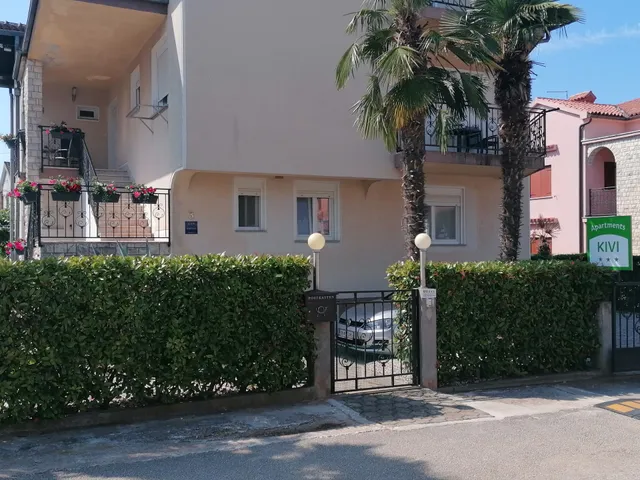 Kivi apartments Novigrad