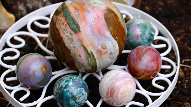 SKY DIAMOND HEALING CRYSTALS LLC