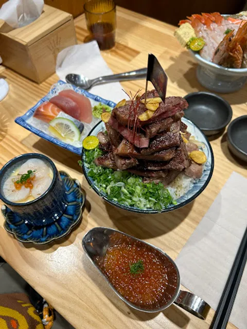 Izakaya food and drinks