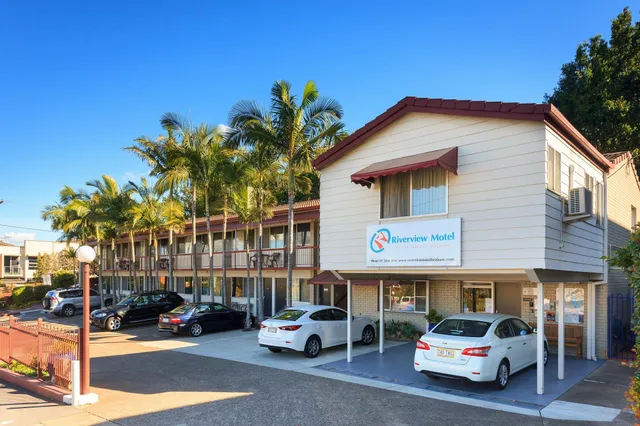 Riverview Motel