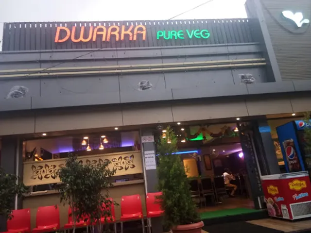 Dwarka Pure Veg Family Restaurant