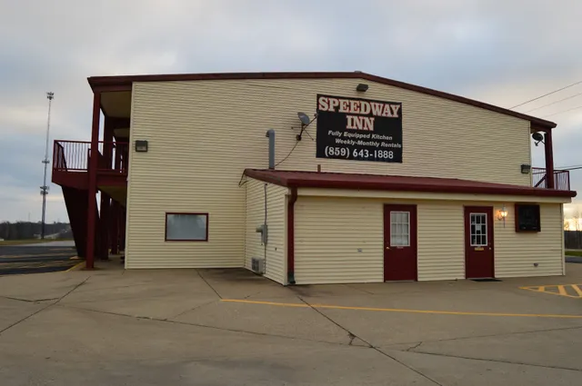 Speedway Inn