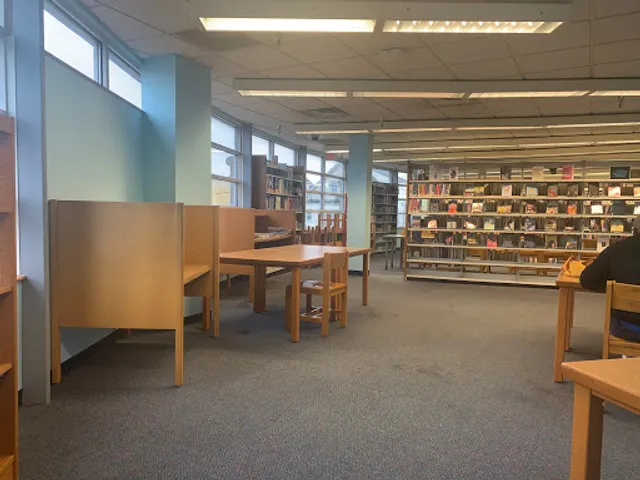 Newark Public Library - Van Buren Branch