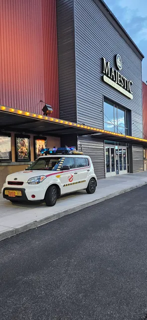 MAJESTIC NEIGHBORHOOD CINEMA GRILL