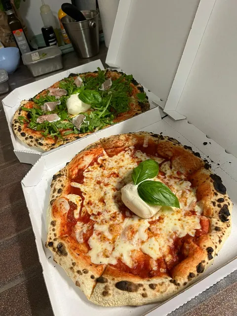 Storia Pizza la Valentine