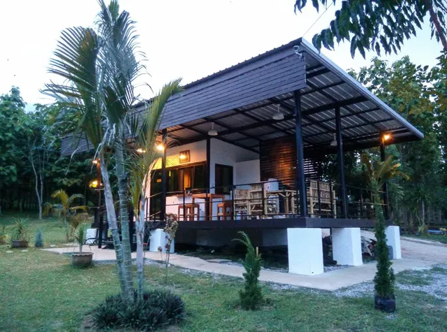 ต้นสัก เลย รีสอร์ท