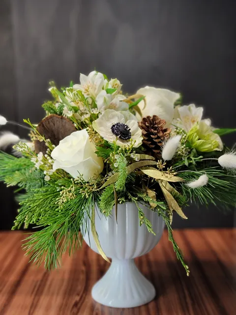 Jan-L's Floral & Gifts