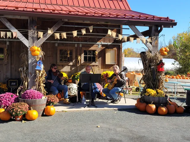 Long River Produce Market