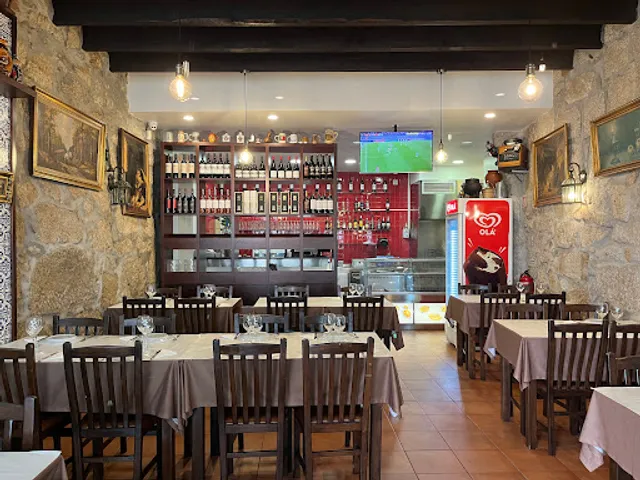 Restaurante e Churrasqueira Papagaio