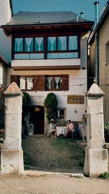 Tena Valley Bed and Breakfast Country House