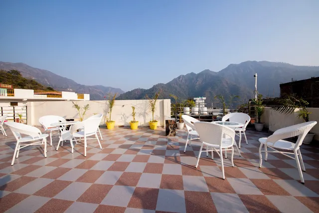 Hotel Bhagirathi Inn Tapovan Rishikesh By Perfect Stayz
