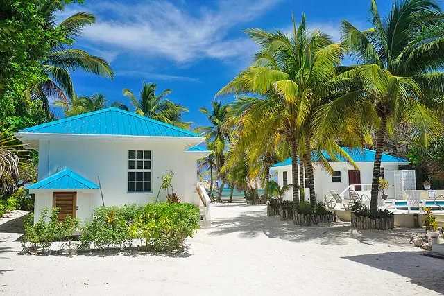 Cocotal Inn And Cabanas