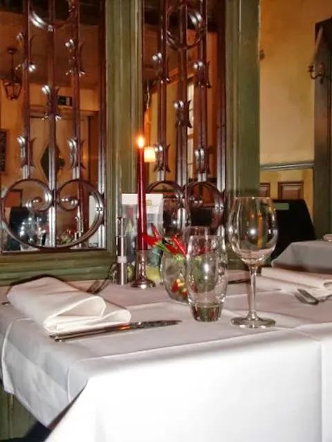 Kin Khao Kan, Thais Restaurant